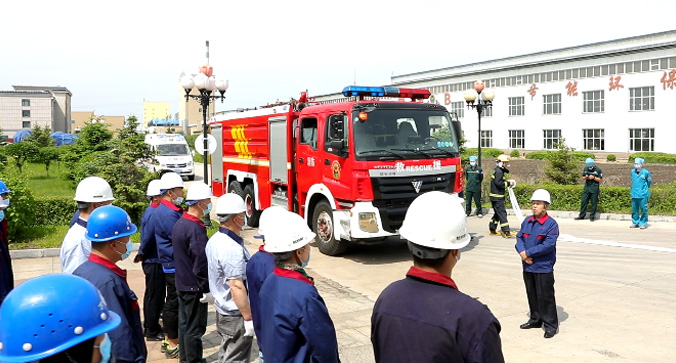 海倫市利民萬佳鍋爐開展政企聯(lián)動安全生產應急演練活動
